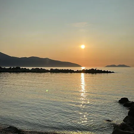 White Hill Radhime Vlorë