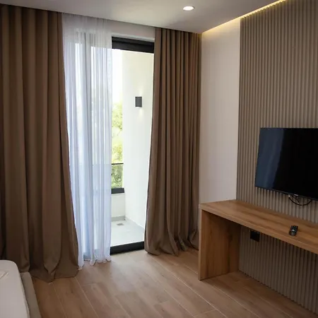 Hotel White Hill Radhime