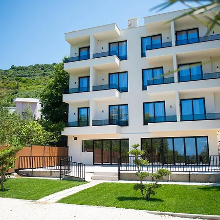 White Hill Radhime Hotel Vlorë