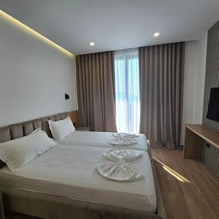 Hotel White Hill Radhime
