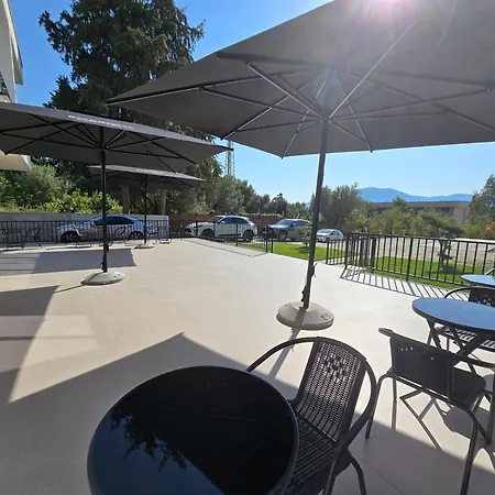 White Hill Radhime 3* Vlorë