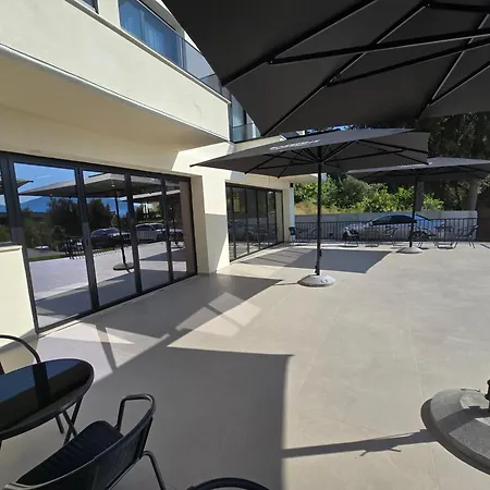 White Hill Radhime 3* Vlorë