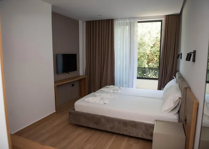 Hotel White Hill Radhime 3*