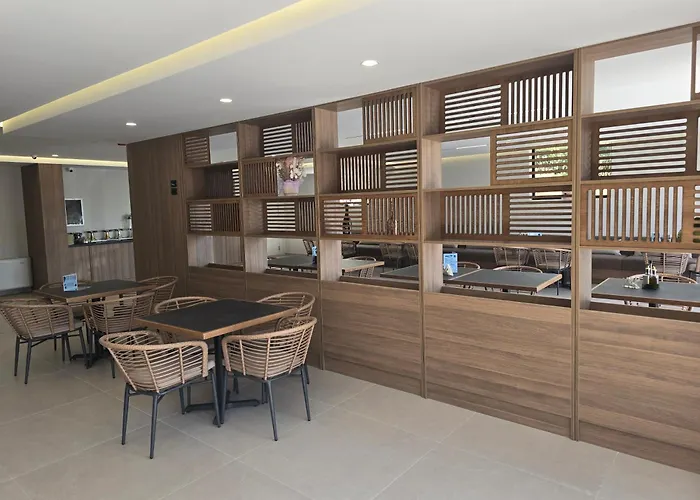 Hotel White Hill Radhime