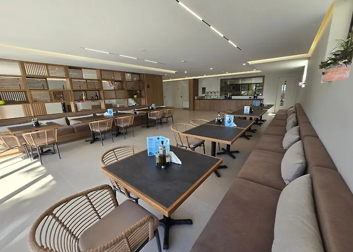 White Hill Radhime Hotel