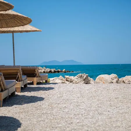 Отель White Hill Radhime