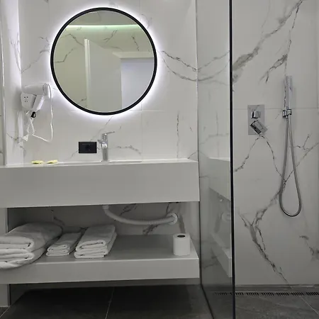 White Hill Radhime 3*